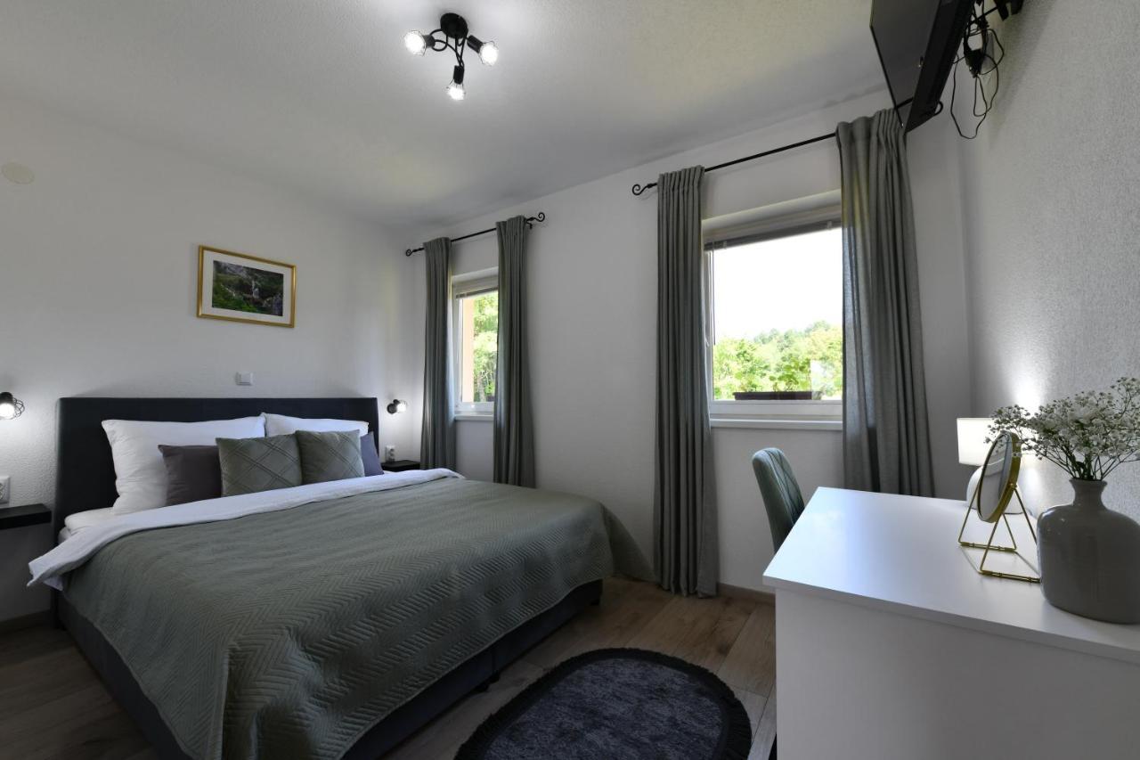 Apartments Green Linden Rakovica Extérieur photo