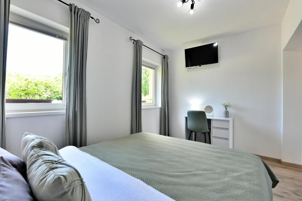 Apartments Green Linden Rakovica Extérieur photo